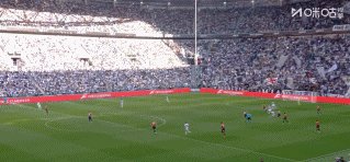 1775520529194077412.gif 又热17.gif