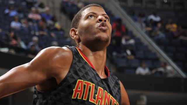 爱游戏体育官方网站-埃迪-塔瓦雷斯：佛得角历史上首位NBA球员 仅用8年打入NBA